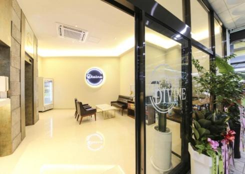 ควางจู ดีไวน์ โฮเทล Hotel Gwangju Metropolitan City ภายนอก รูปภาพ